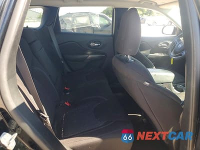 Zdjęcie 11 z 13 samochodu: 2019 JEEP CHEROKEE LATITUDE VIN:1C4PJLCB9KD221523 - miniatura