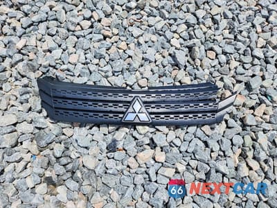 Zdjęcie 13 z 14 samochodu: 2026 MITSUBISHI ECLIPSE CROSS SE VIN:JA4ATWAA4TZ013608 - miniatura
