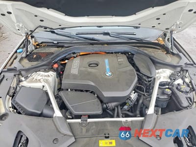 Zdjęcie 11 z 12 samochodu: 2019 BMW 530XE VIN:WBAJB1C55KB376242 - miniatura