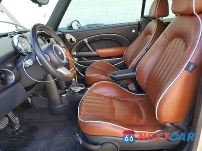 Zdjęcie 7 z 12 samochodu: 2008 MINI COOPER S VIN:WMWRH33508TL96933 - miniatura