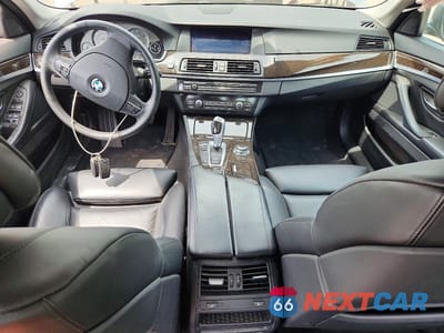 Zdjęcie 8 z 12 samochodu: 2013 BMW 528 XI VIN:WBAXH5C59DD108172 - miniatura
