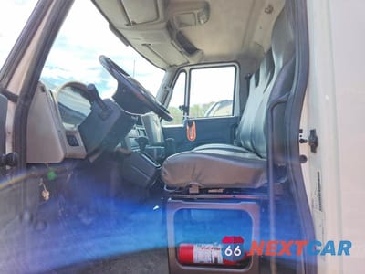 Zdjęcie 7 z 13 samochodu: 2017 INTERNATIONAL 4300 BOX TRUCK VIN:1HTMMMMM7HH637350 - miniatura