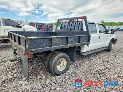 Trzecie zdjęcie samochodu z tyłu: 1999 FORD F350 SUPER DUTY VIN:1FTWW33F3XEB25629 - miniatura