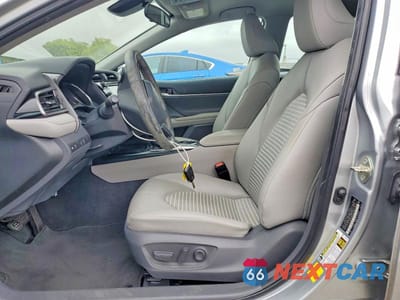 Zdjęcie 7 z 12 samochodu: 2020 TOYOTA CAMRY SE VIN:4T1G11AK0LU870440 - miniatura