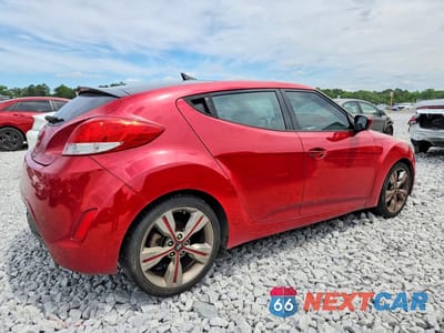 Trzecie zdjęcie samochodu z tyłu: 2016 HYUNDAI VELOSTER BASE VIN:KMHTC6AD9GU283134 - miniatura