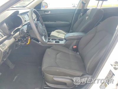 Zdjęcie 7 z 12 samochodu: 2017 KIA OPTIMA LX VIN:5XXGT4L32HG165125 - miniatura