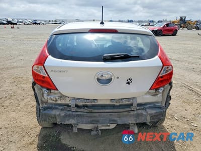 Zdjęcie 6 z 13 samochodu: 2013 HYUNDAI ACCENT GS VIN:KMHCT5AE1DU081564 - miniatura