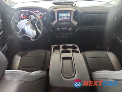 Zdjęcie 8 z 12 samochodu: 2022 CHEVROLET SILVERADO K2500 HEAVY DUTY VIN:1GC2YLE78NF295605 - miniatura