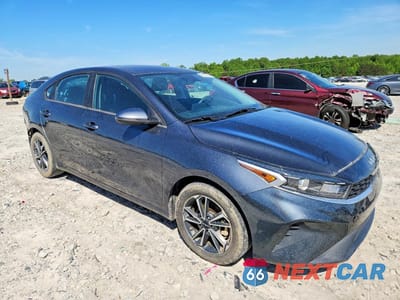 Czwarte zdjęcie samochodu z boku: 2022 KIA FORTE LXS VIN:3KPF24AD3NE458000 - miniatura