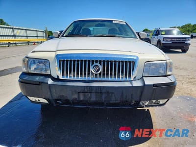 Piąte zdjęcie samochodu w środku: 2007 MERCURY GRAND MARQUIS GS VIN:2MEFM74V97X638822 - miniatura