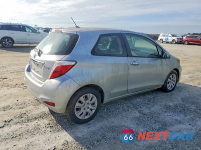Trzecie zdjęcie samochodu z tyłu: 2012 TOYOTA YARIS 3-DOOR L VIN:JTDJTUD30CD506450 - miniatura
