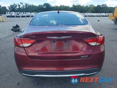 Zdjęcie 6 z 12 samochodu: 2015 CHRYSLER 200 LIMITED VIN:1C3CCCAB2FN609970 - miniatura