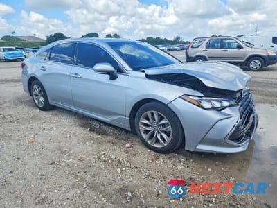 Czwarte zdjęcie samochodu z boku: 2022 TOYOTA AVALON XLE VIN:4T1AZ1FB8NU078126 - miniatura