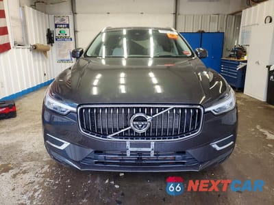 Piąte zdjęcie samochodu w środku: 2021 VOLVO XC60 T5 INSCRIPTION VIN:YV4102RL7M1728232 - miniatura