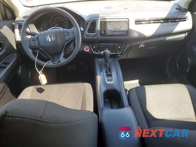 Zdjęcie 8 z 13 samochodu: 2021 HONDA HR-V EX VIN:3CZRU6H58MM749852 - miniatura