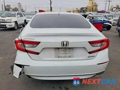 Zdjęcie 6 z 12 samochodu: 2018 HONDA ACCORD SPORT VIN:1HGCV1F38JA048154 - miniatura