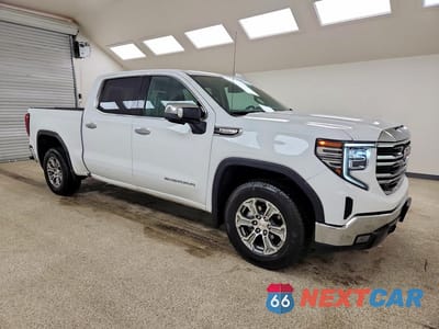 Czwarte zdjęcie samochodu z boku: 2025 GMC SIERRA C1500 SLT VIN:3GTPHDEDXSG245753 - miniatura