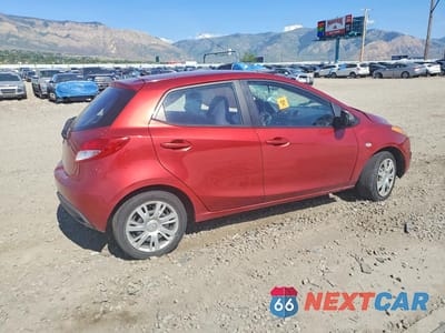 Trzecie zdjęcie samochodu z tyłu: 2014 MAZDA MAZDA2 SPORT VIN:JM1DE1KY6E0185223 - miniatura