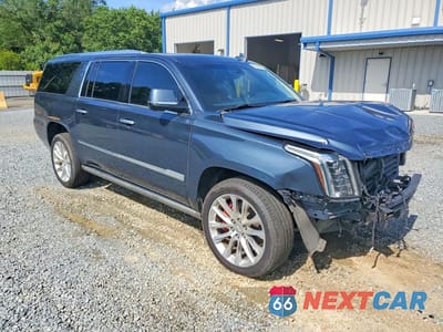 Czwarte zdjęcie samochodu z boku: 2019 CADILLAC ESCALADE ESV PREMIUM LUXURY VIN:1GYS4JKJ9KR172352 - miniatura