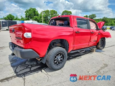 Trzecie zdjęcie samochodu z tyłu: 2016 TOYOTA TUNDRA SR5 VIN:5TFDW5F15GX552060 - miniatura