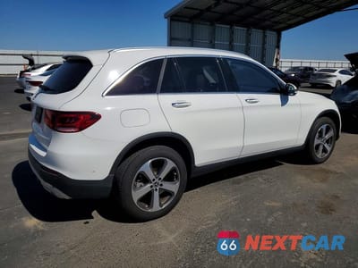 Trzecie zdjęcie samochodu z tyłu: 2021 MERCEDES-BENZ GLC 300 VIN:W1N0G8DB1MF937134 - miniatura
