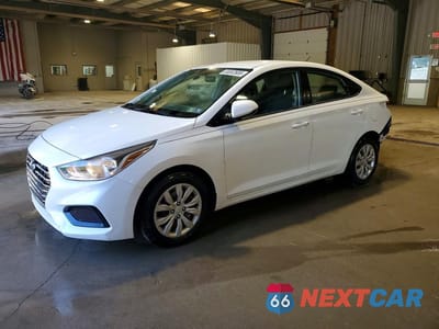 2020 HYUNDAI ACCENT SE 3KPC24A62LE100579 - główne zdjęcie licytacji z USA - miniatura