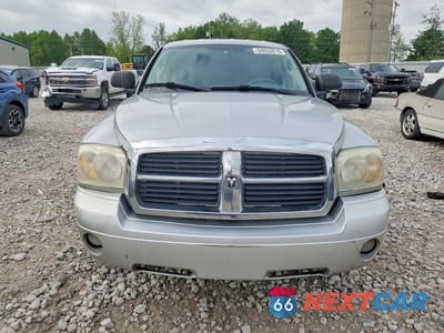 Piąte zdjęcie samochodu w środku: 2007 DODGE DAKOTA QUAD SLT VIN:1D7HW48K27S128744 - miniatura