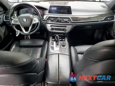 Zdjęcie 8 z 12 samochodu: 2017 BMW 750 XI VIN:WBA7F2C58HG421917 - miniatura