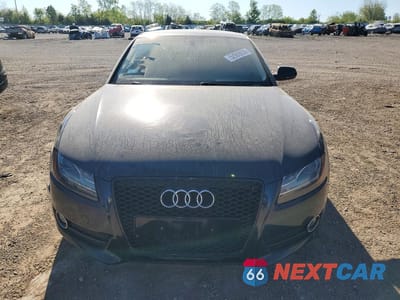 Piąte zdjęcie samochodu w środku: 2012 AUDI A5 PREMIUM PLUS VIN:WAULFAFRXCA002955 - miniatura