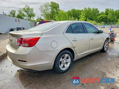 Trzecie zdjęcie samochodu z tyłu: 2016 CHEVROLET MALIBU LIMITED LT VIN:1G11C5SA1GF121814 - miniatura