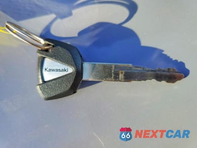 Zdjęcie 8 z 9 samochodu: 2021 KAWASAKI ZX636 K VIN:JKBZXJG11MA015572 - miniatura