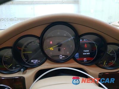 Zdjęcie 9 z 12 samochodu: 2014 PORSCHE PANAMERA S HYBRID VIN:WP0AD2A71EL044191 - miniatura