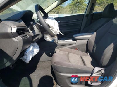Zdjęcie 7 z 12 samochodu: 2025 NISSAN ALTIMA SV VIN:1N4BL4DV6SN373214 - miniatura