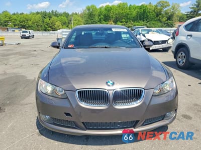 Piąte zdjęcie samochodu w środku: 2009 BMW 335 I VIN:WBAWL735X9P179666 - miniatura