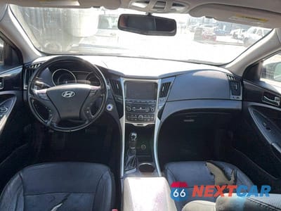 Zdjęcie 9 z 10 samochodu: 2014 HYUNDAI SONATA LIMITED VIN:5NPEC4AC9EH843119 - miniatura
