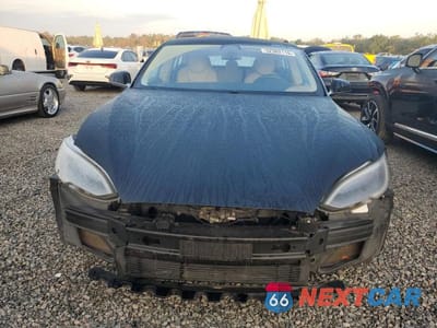Piąte zdjęcie samochodu w środku: 2017 TESLA MODEL S VIN:5YJSA1E16HF204389 - miniatura