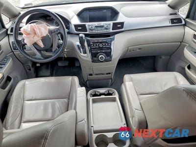 Zdjęcie 8 z 14 samochodu: 2013 HONDA ODYSSEY VIN:5FNRL5H61DB018387 - miniatura