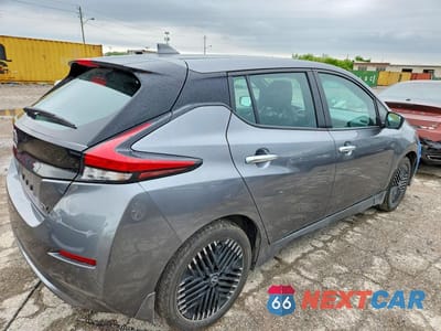 Trzecie zdjęcie samochodu z tyłu: 2024 NISSAN LEAF SV PLUS VIN:1N4CZ1CV0RC556763 - miniatura