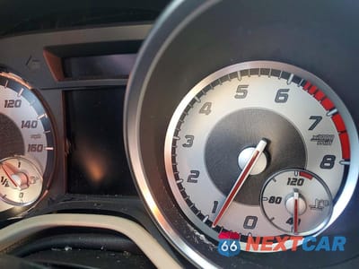Zdjęcie 9 z 12 samochodu: 2013 MERCEDES-BENZ SLK 250 VIN:WDDPK4HA0DF057921 - miniatura