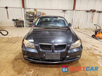 Piąte zdjęcie samochodu w środku: 2006 BMW 325 I VIN:WBAVB13586PT08351 - miniatura