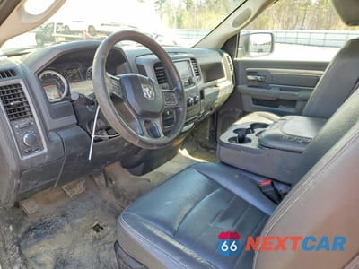 Zdjęcie 8 z 12 samochodu: 2017 RAM 1500 ST VIN:3C6JR6DG1HG757086 - miniatura