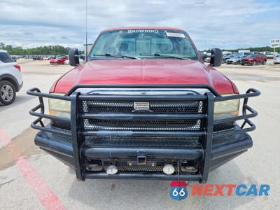 Piąte zdjęcie samochodu w środku: 2002 FORD F250 SUPER DUTY VIN:1FTNX21F02EB75452 - miniatura