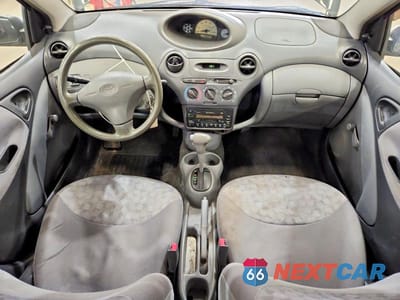 Zdjęcie 8 z 12 samochodu: 2000 TOYOTA ECHO BASE VIN:JTDBT1236Y0063578 - miniatura