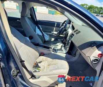 Zdjęcie 7 z 12 samochodu: 2010 VOLVO S40 2.4I VIN:YV1382MS0A2498018 - miniatura