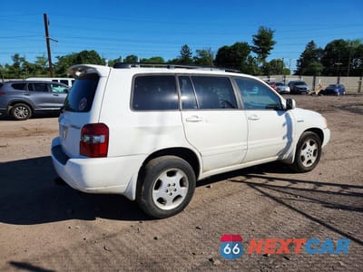 Trzecie zdjęcie samochodu z tyłu: 2005 TOYOTA HIGHLANDER LIMITED VIN:JTEEP21A450084007 - miniatura