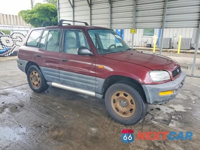 Czwarte zdjęcie samochodu z boku: 1997 TOYOTA RAV4 BASE VIN:JT3HP10V2V7032905 - miniatura
