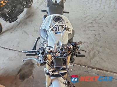 Piąte zdjęcie samochodu w środku: 2024 BMW S 1000 RR VIN:WB10E6304R6J55352 - miniatura