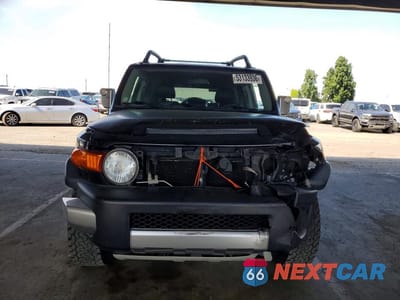 Piąte zdjęcie samochodu w środku: 2007 TOYOTA FJ CRUISER BASE VIN:JTEBU11F970059284 - miniatura