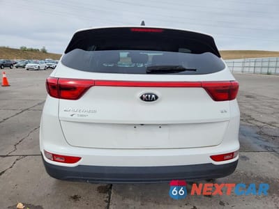 Zdjęcie 6 z 14 samochodu: 2018 KIA SPORTAGE EX VIN:KNDPNCACXJ7377096 - miniatura