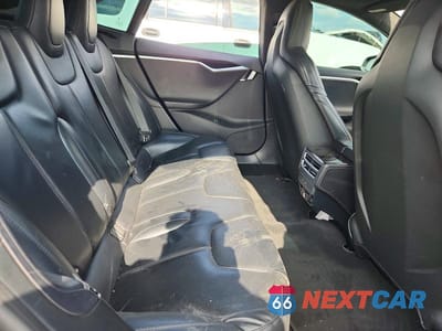 Zdjęcie 10 z 13 samochodu: 2016 TESLA MODEL S VIN:5YJSA1E17GF157985 - miniatura